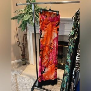 Strapless ruched maxi dress